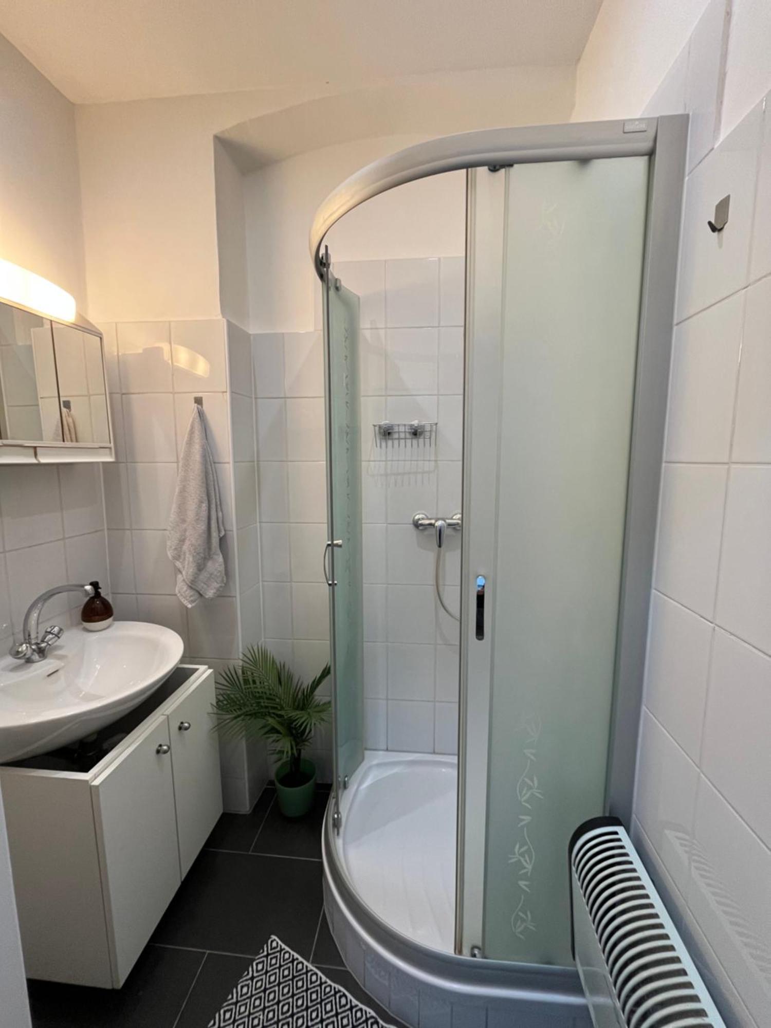 Studio-Apartment In Zentraler Lage Graz Exterior photo